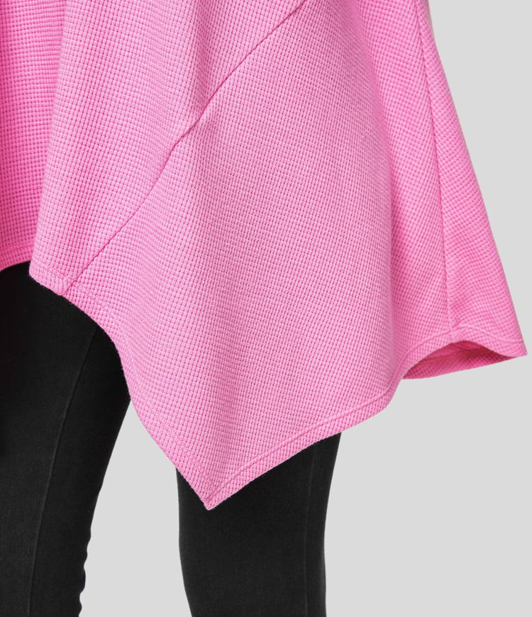 Long-sleeved cotton sweatshirt in oversized fit, V-neck, asymmetric hem, and waffle pattern