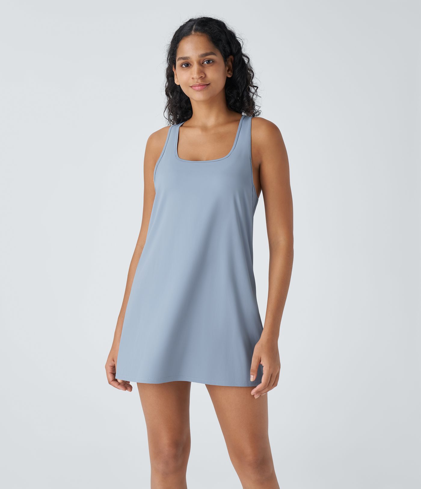 Ärmelloses, 2-teiliges Mini-Yoga-Aktivkleid mit U-Ausschnitt, Racerback und Seitentaschen