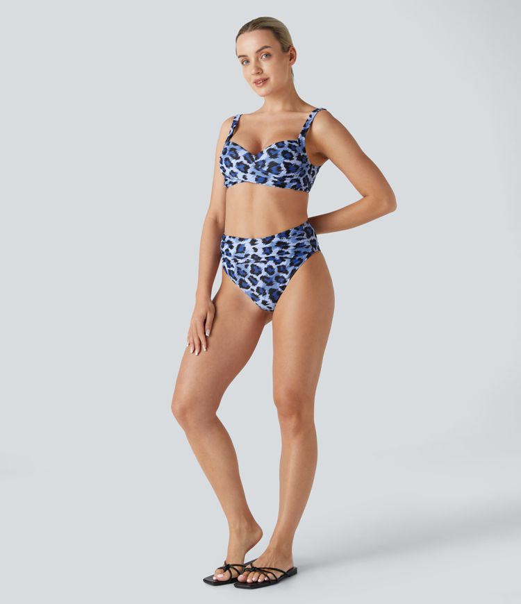 Adjustable G-hook leopard print bikini top with twist