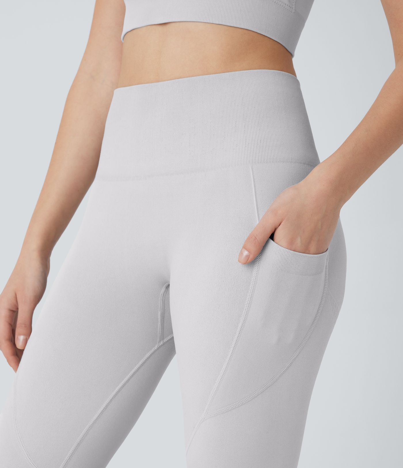 Leggings yoga tiro alto control abdomen realce glúteo bolsillo lateral 7/8 sin costuras