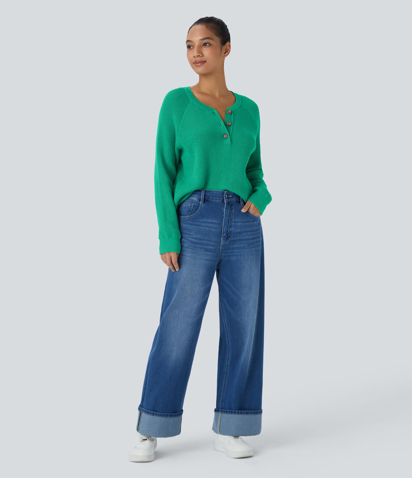 Suéter manga larga botón delantera cuello redondo