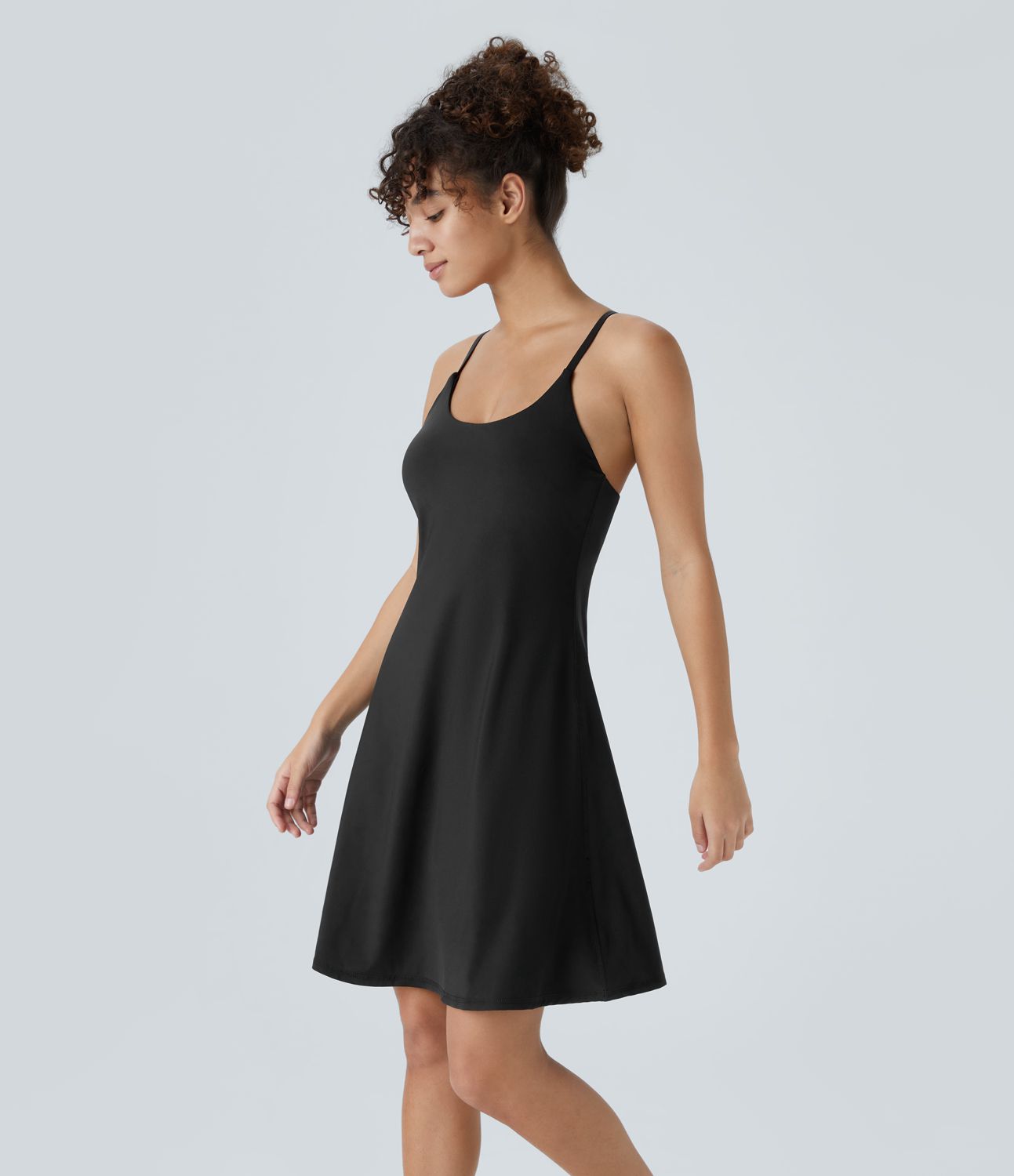 Vestido activo más largo Softlyzero™ Airy sin espalda recortado correa ajustable bolsillo 2 en 1 tacto fresco UPF50+