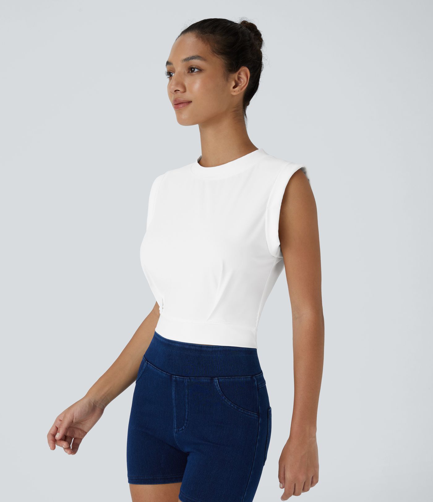 Crew Neck Sleeveless Cropped Yoga Tank Top