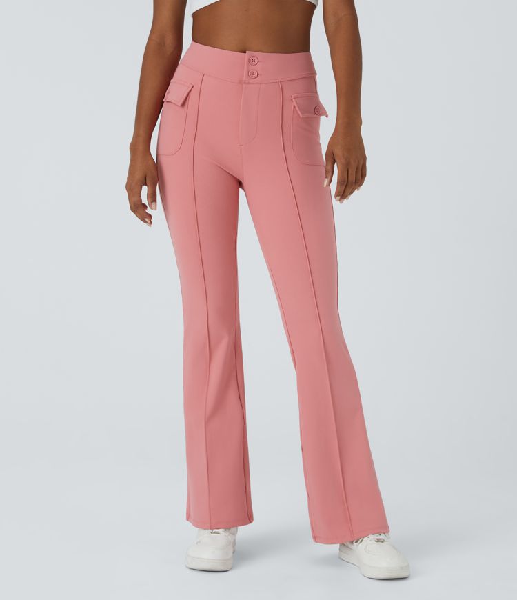 Pantalón cargo acampanado bolsillo solapa lateral botón tiro alto