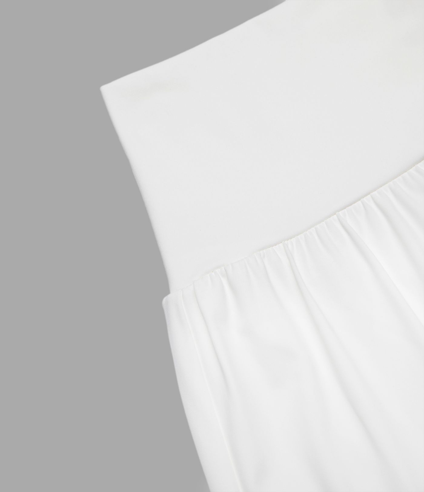 Super High Waisted Back Pocket & Side Hidden Pocket 2-in-1 Yoga Shorts 5''-Longer Length