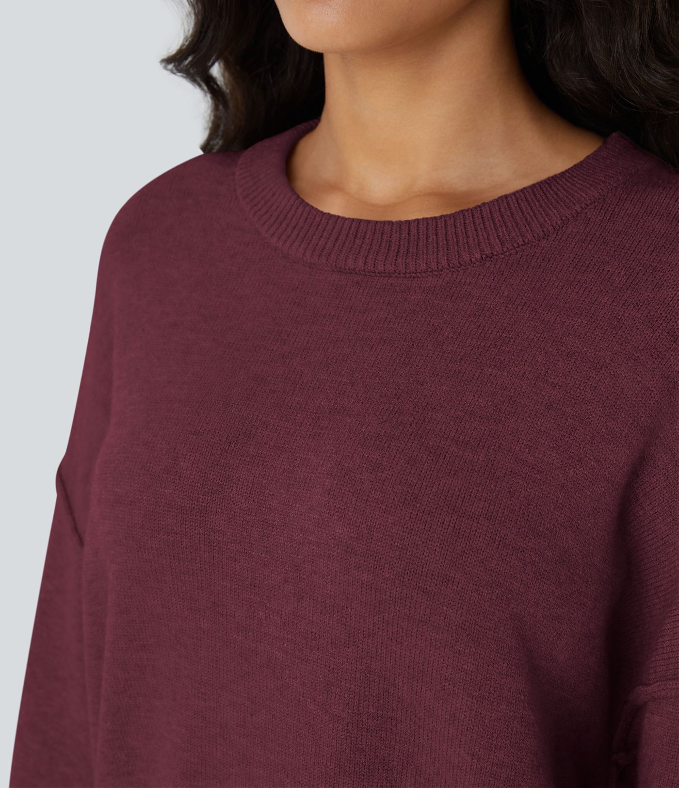 Pull décontracté à col rond, épaules tombantes et manches longues