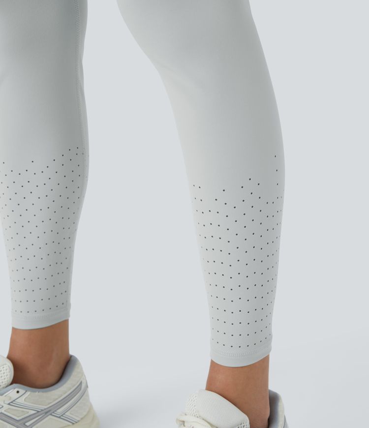 Leggings SoCinched pilate tiro alto control abdomen bolsillo trasero hueco 7/8