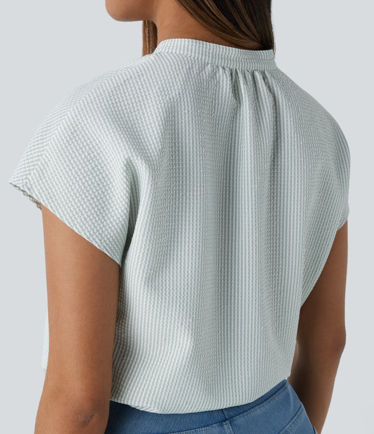 Blusa rayas dobladillo curvo manga corta cuello V