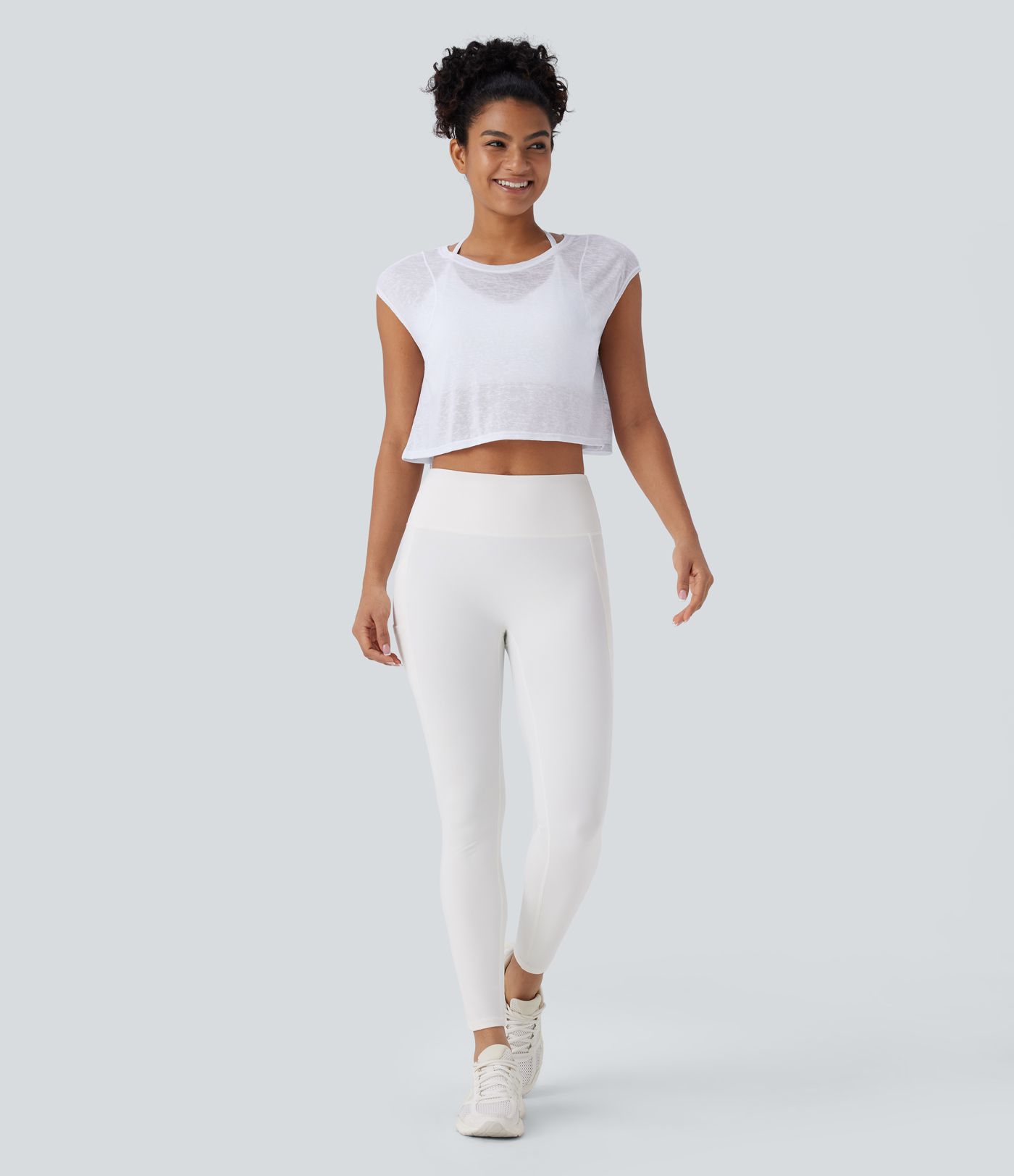 Round Neck Cap Sleeve Cropped Yoga Sports Top