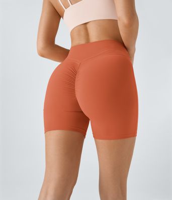 Softlyzero™ Plush Crossover-Yoga-Shorts mit hohem Bund, Scrunch