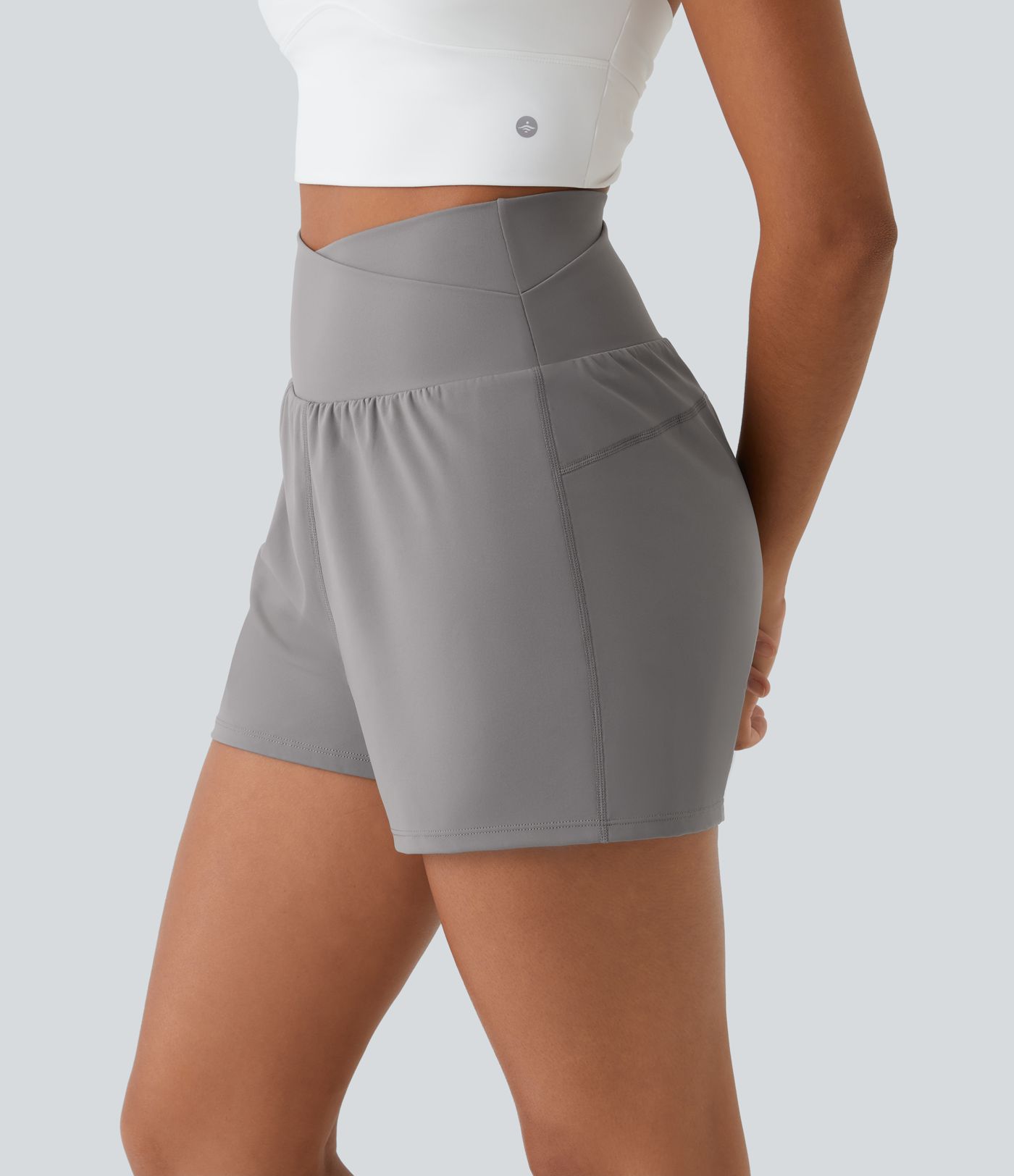 Shorts casuales 2 en 1 con bolsillo lateral cruzado de talle alto