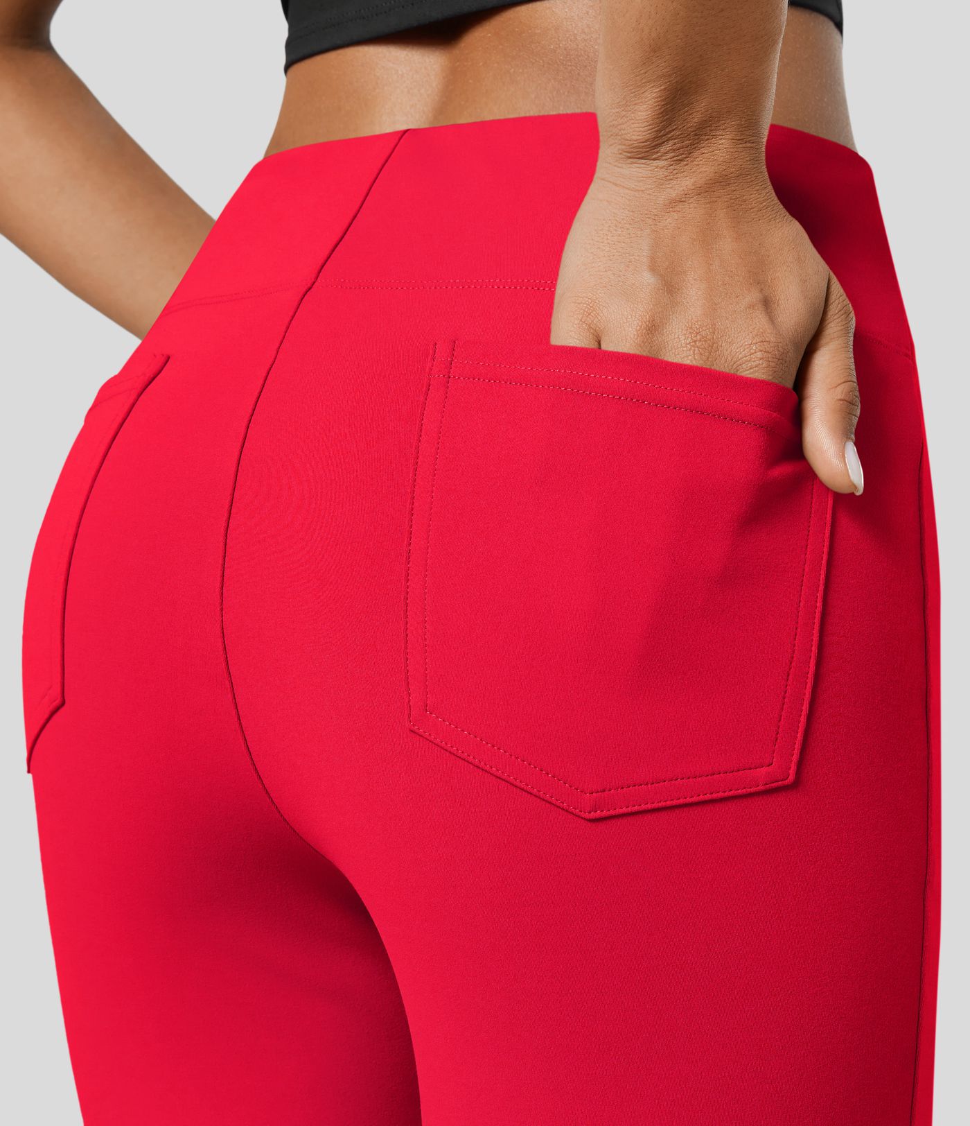 Pantalon tailleur légèrement évasé taille haute avec poches arrière Halara Flex™ SculptKnit