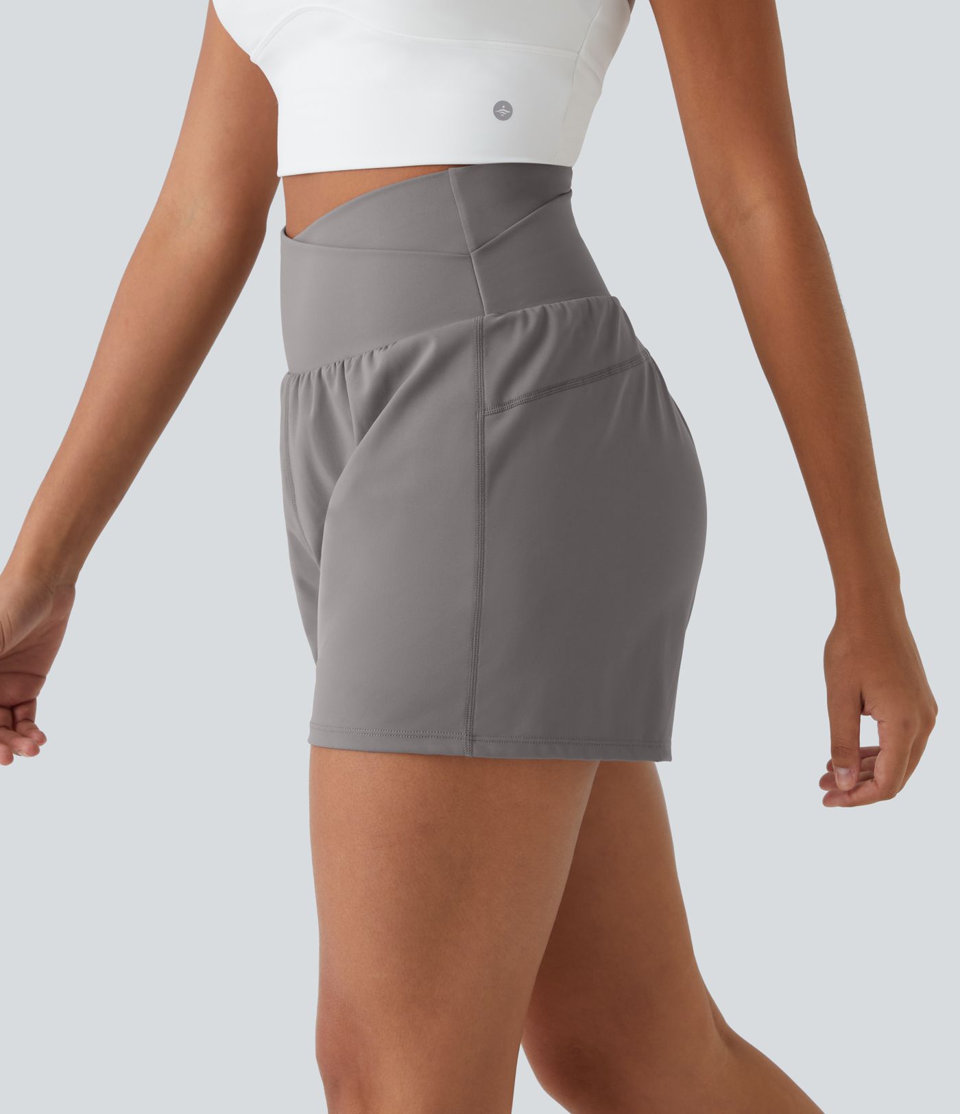 Shorts casuales 2 en 1 con bolsillo lateral cruzado de talle alto