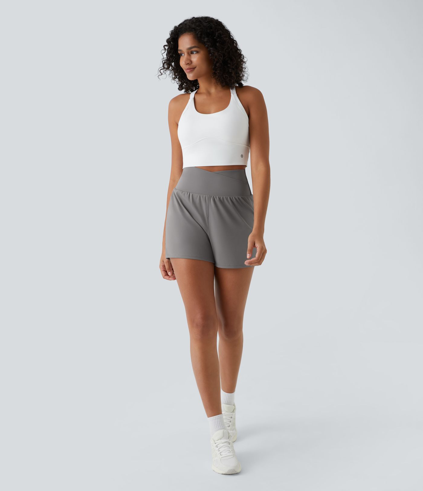 Shorts casuales 2 en 1 con bolsillo lateral cruzado de talle alto