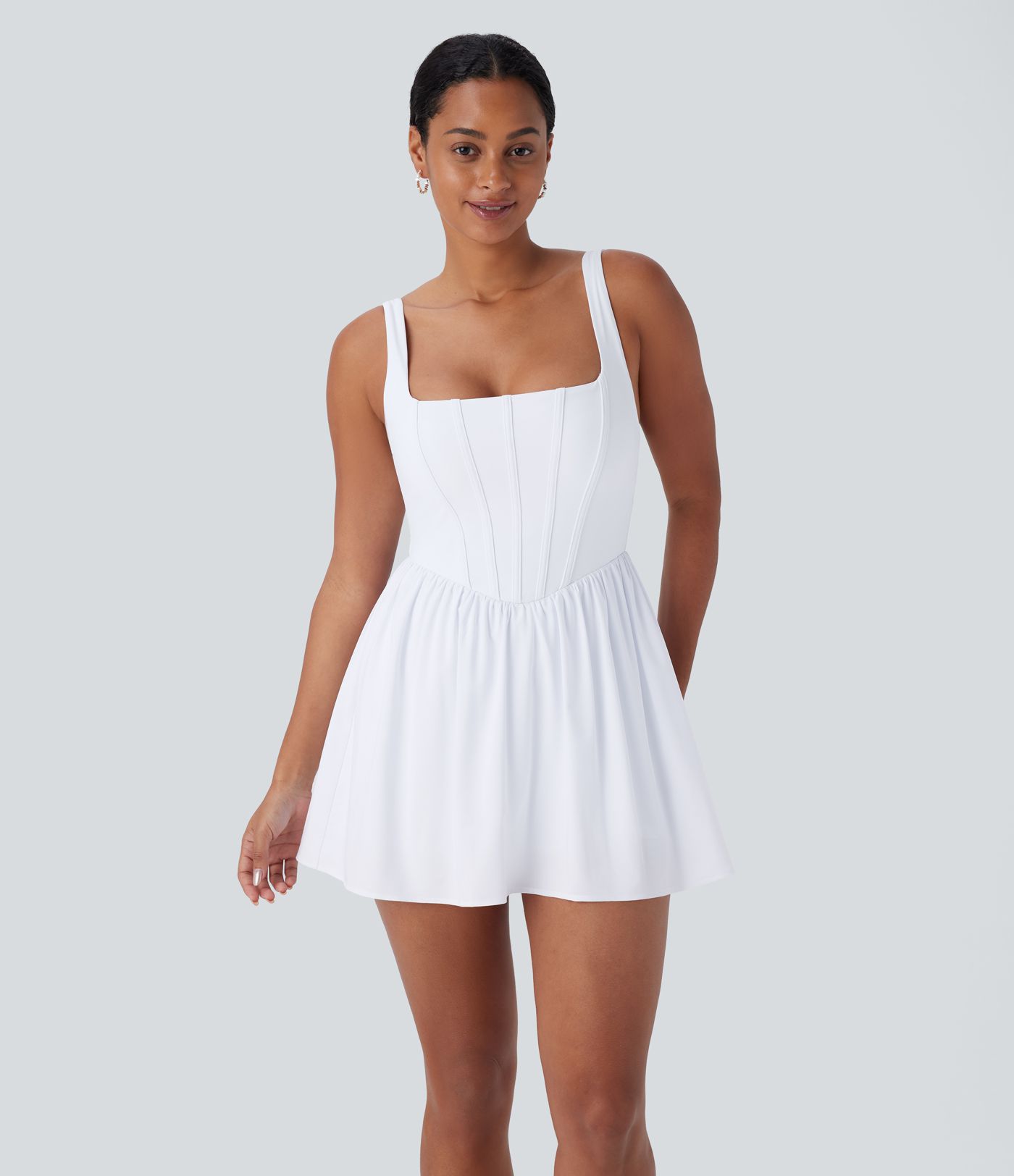 Vestido mini Breezeful™ con escote cuadrado, estilo corset 2 en 2, secado rápido en copas D-F