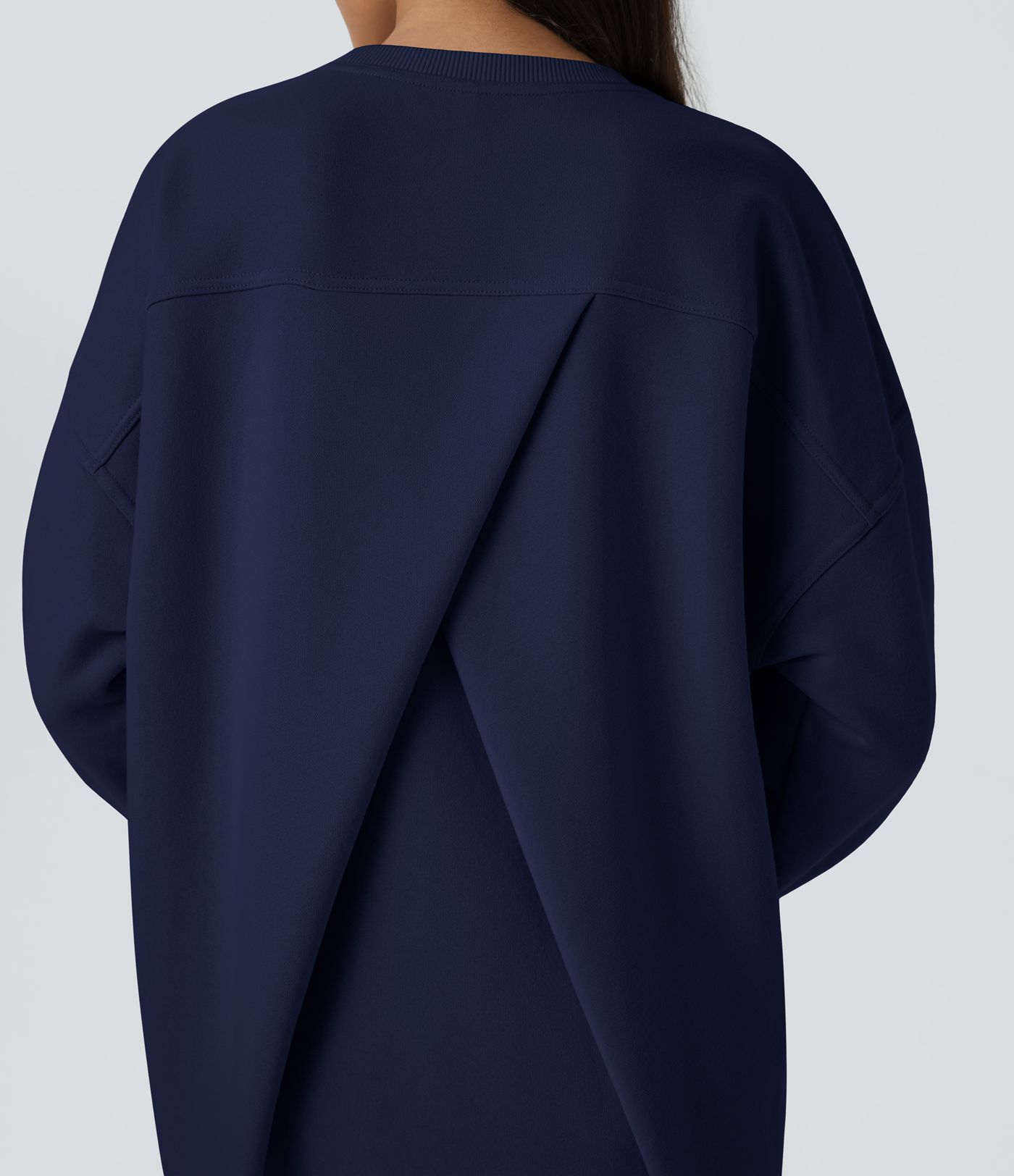 Sweat-shirt déstructuré en polaire oversize à manches longues et rondes avec poche