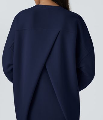 Sweat-shirt déstructuré en polaire oversize à manches longues et rondes avec poche