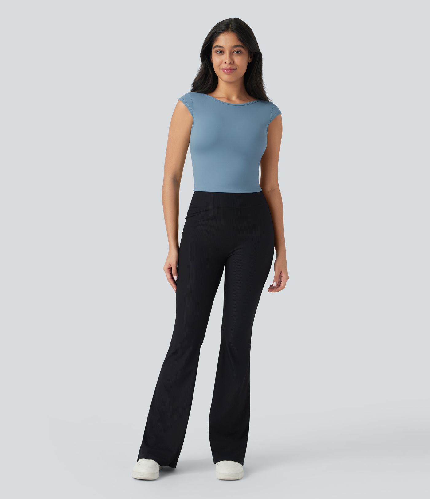 SoftlyZero™ Camiseta Casual Cropped com Decote Canoa e Manga Curta - UPF50+