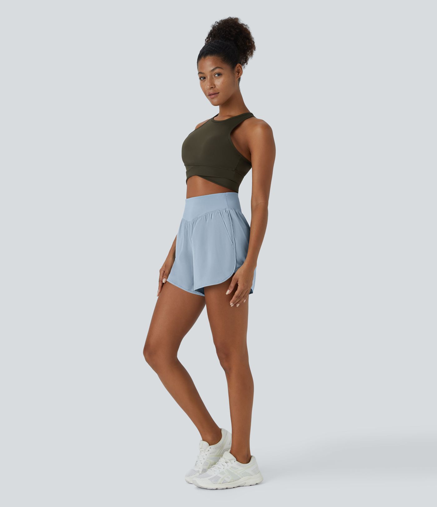 Breezeful™ High Waisted Pocket Quick Dry Casual Shorts 4"