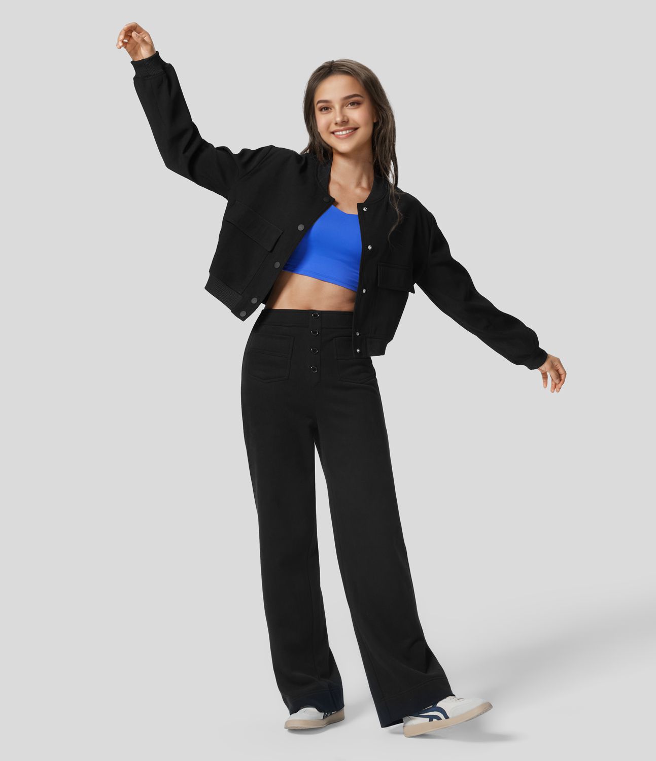 Fleecehose aus mit hohem Bund, Knöpfen und mehreren Taschen und geradem Bein