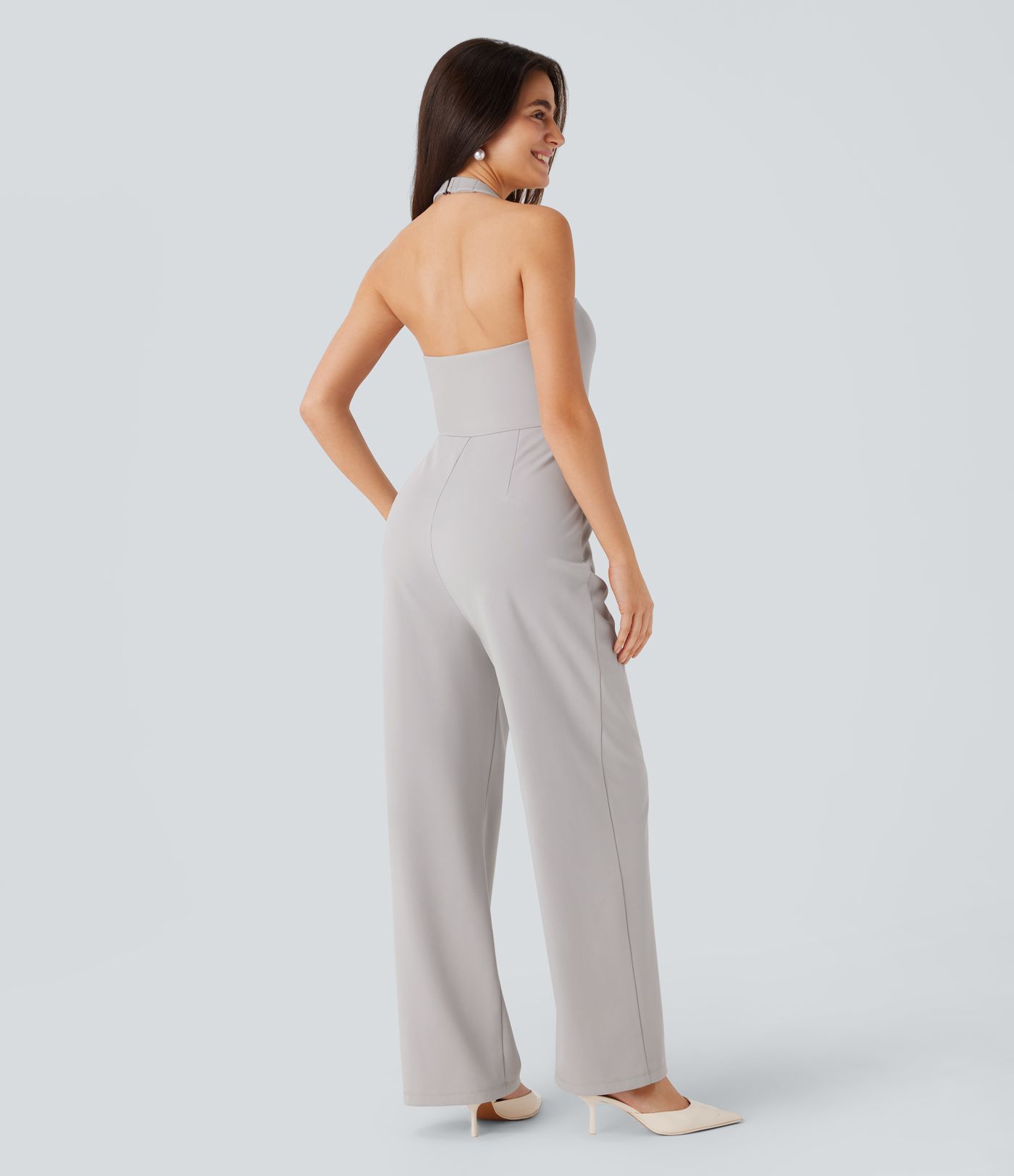 SculptKnit - Ärmelloser Arbeits-Jumpsuit mit Neckholder und Klappentaschen