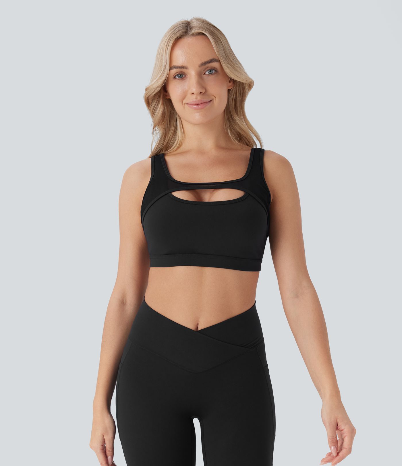 Softlyzero™ Plush - Rückenfreier Yoga-Sport-BH mit leichtem Support und kontrastierendem Mesh