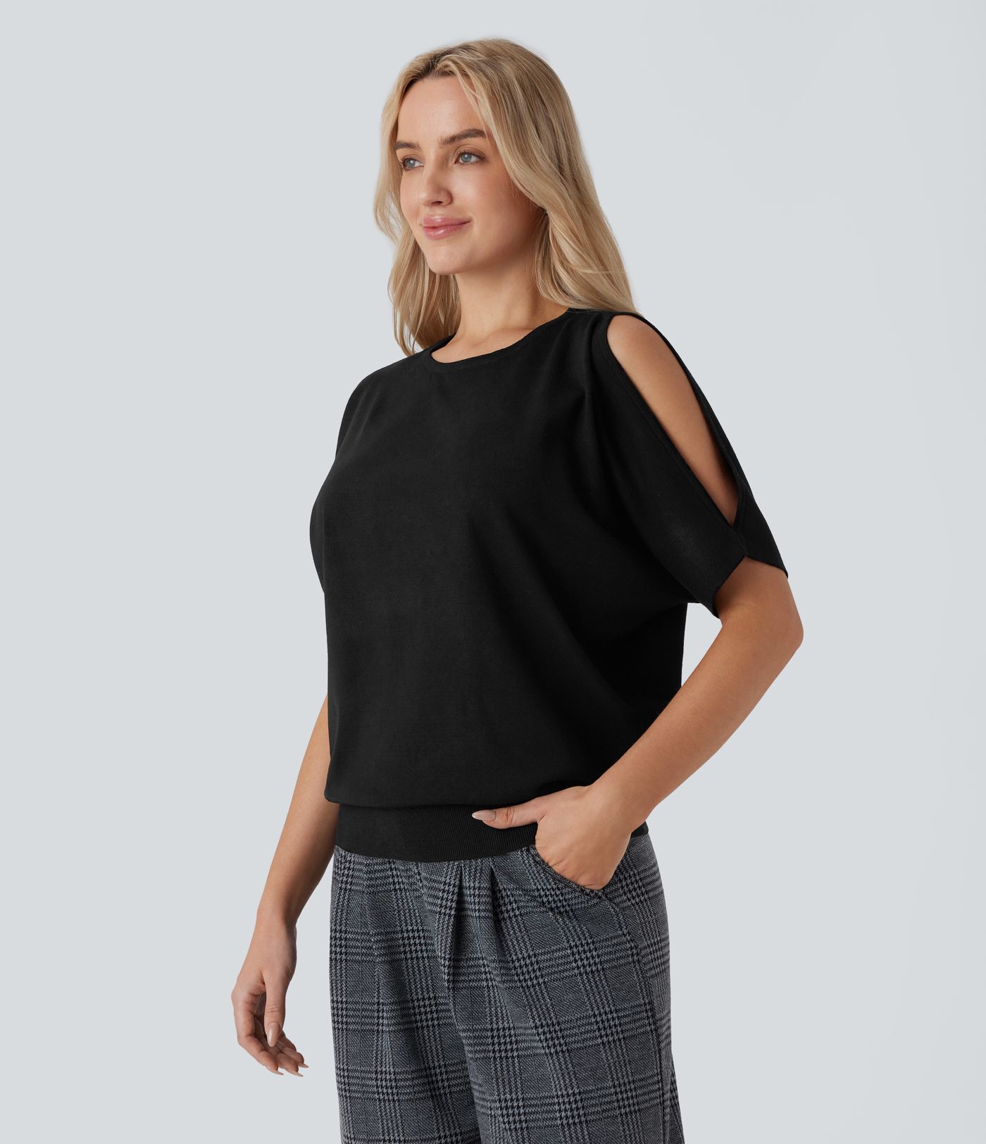 Haut de travail à manches courtes et épaules dénudées à col rond