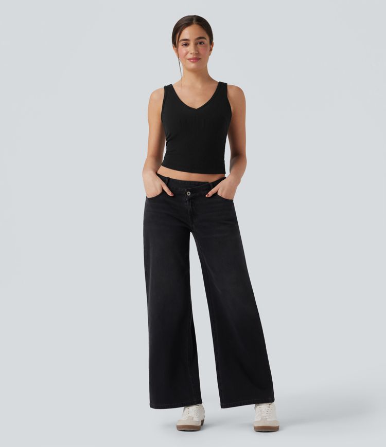 Manšestrový top s výstřihem do V, přiléhavý k tělu, ležérní