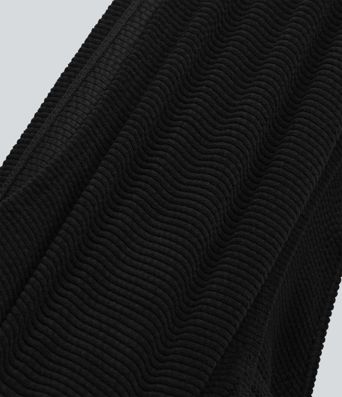 Manšestrový top s výstřihem do V, přiléhavý k tělu, ležérní