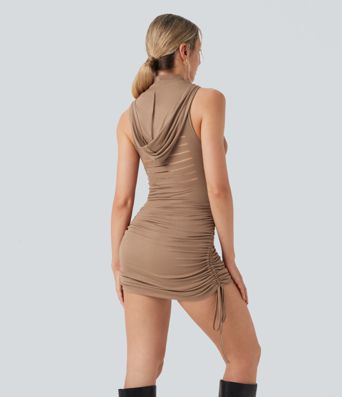 Vestido mini entallado casual con capucha, sin mangas, con aberturas y cordón - longitud ajustable
