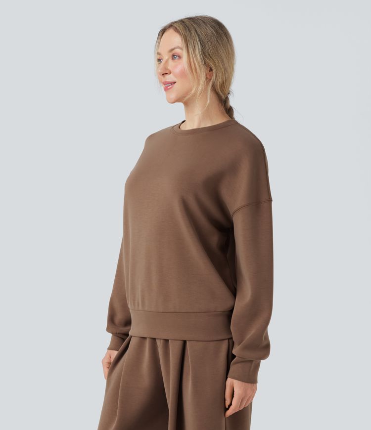 Sudadera casual con escote redondeado de manga larga y espalda cruzada