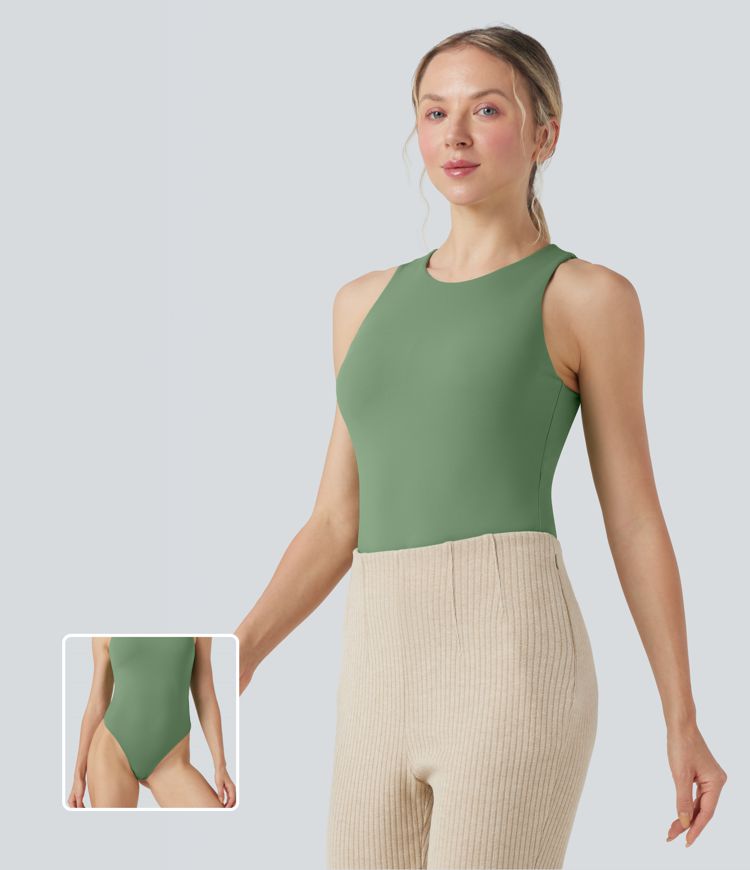 Body de oficina ajustado SoftlyZero™ Airy sin mangas y cuello redondo