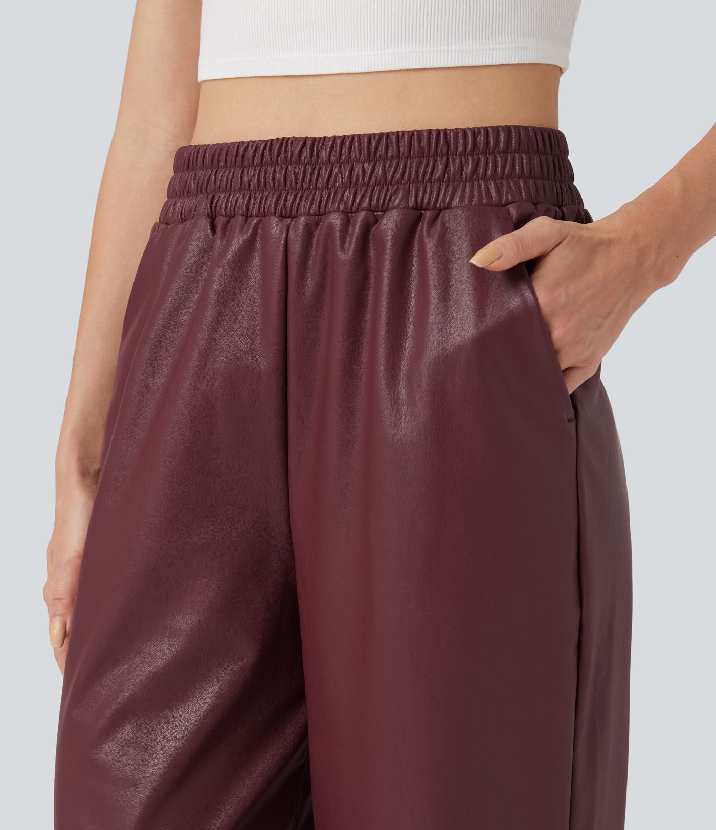 Pantalones de PU efecto piel de talle alto, pernera recta y corte relajado con bolsillos