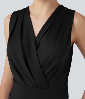 V-neck Sleeveless Pleated Crossover Tummy Control Casual Jumpsuit with Pockets-Easy Peezy