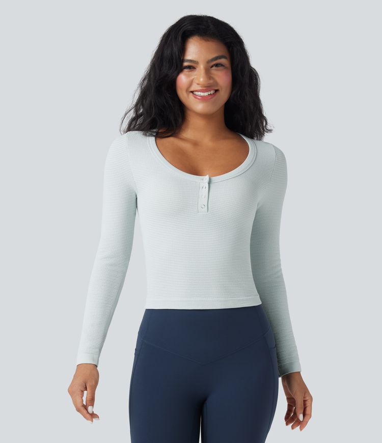 OneForm - Enganliegendes Yoga-Sport-Top aus Waffelstoff mit Henley-Ausschnitt, langen Ärmeln und nahtlosem Flow