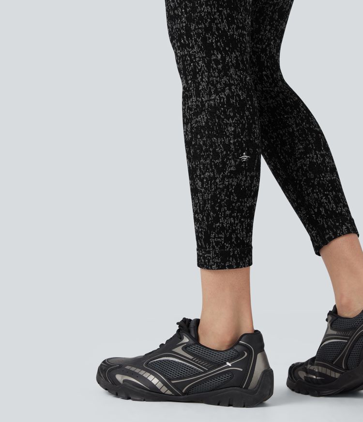 Nahtlose Fließ-Yoga-Leggings mit hoher Taille und Punktmuster, 7/8-Länge mit Taschen