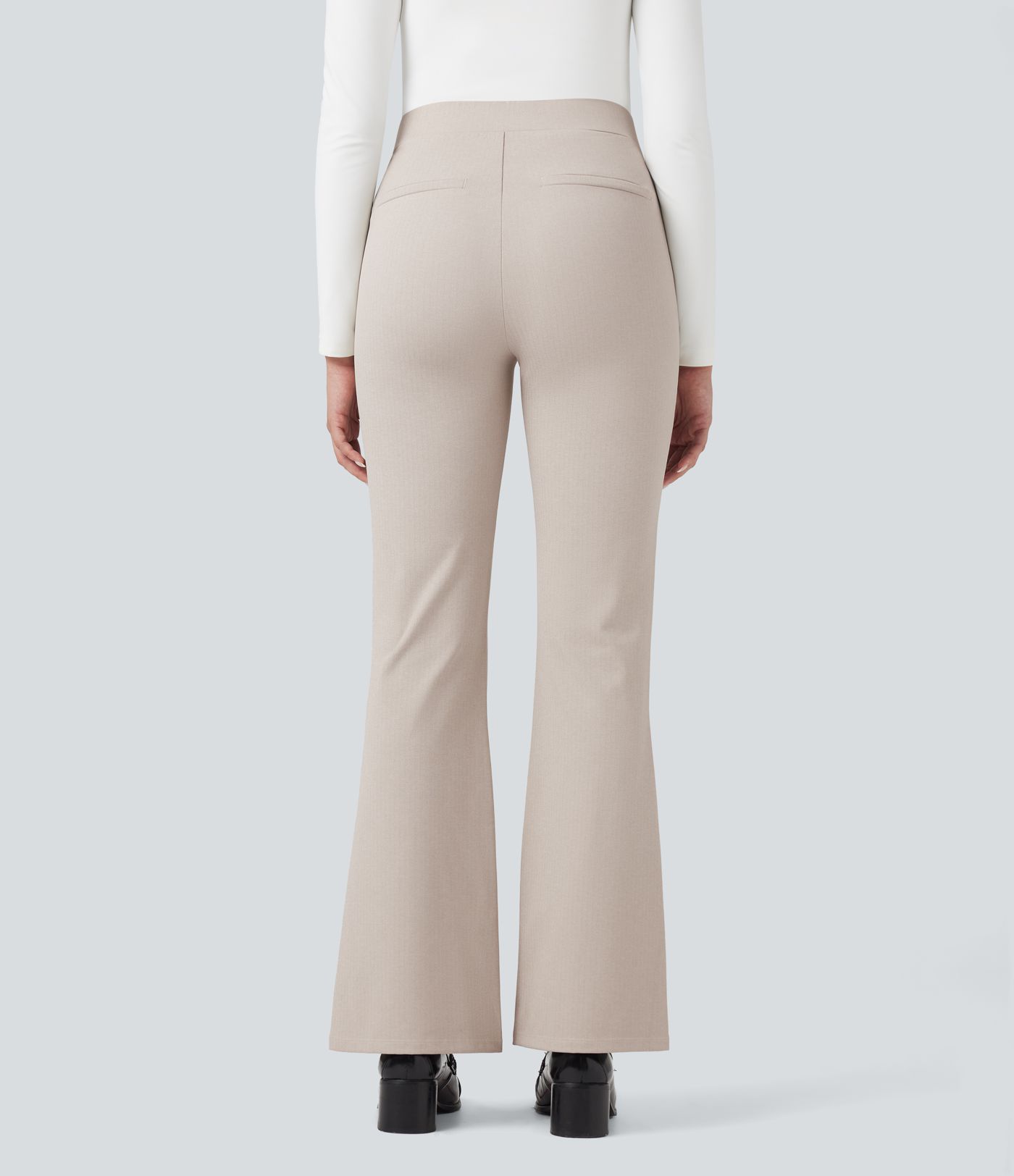 Pantalon tailleur évasé Halara Flex™ taille haute rabattable gainant chevrons avec poches