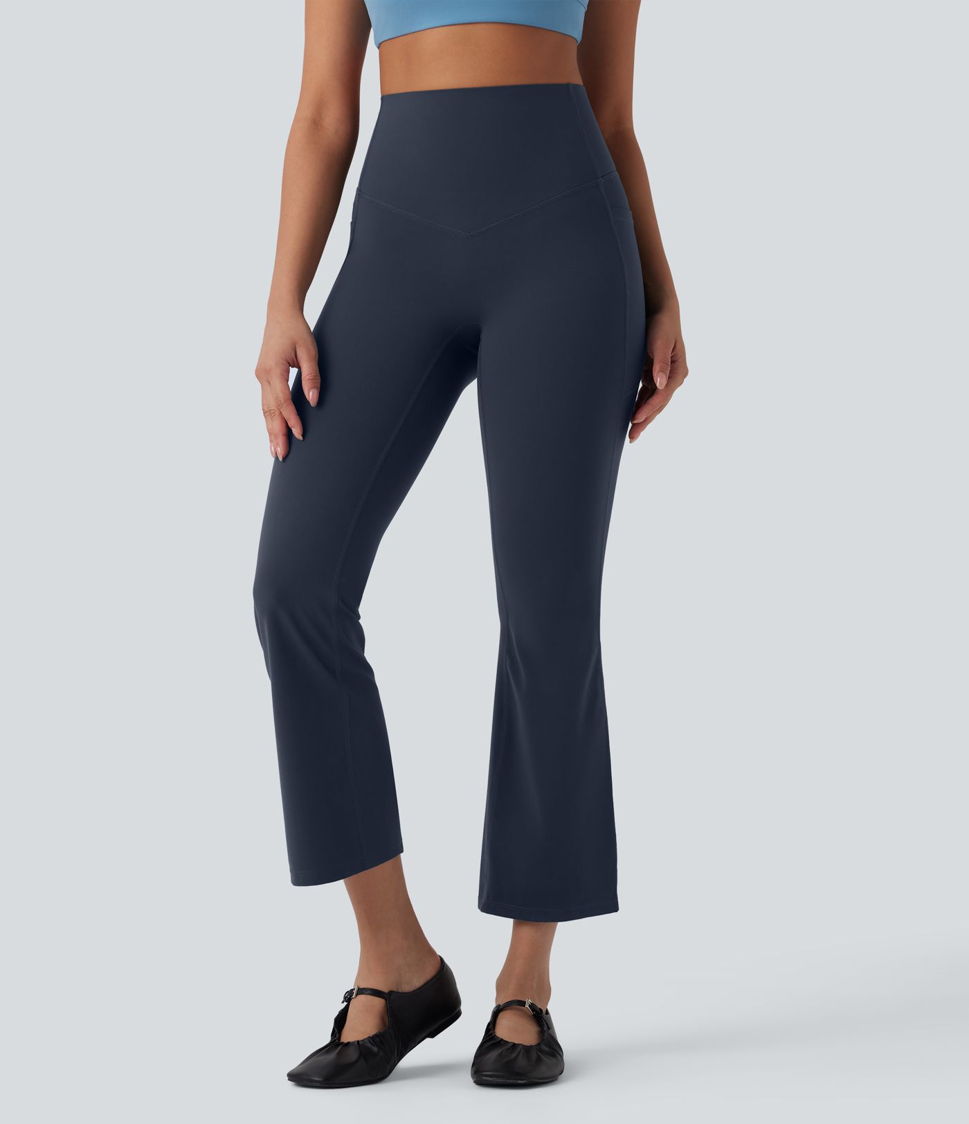 Halara UltraSculpt™ SoCinched High Waisted Tummy Control Shaping Yoga Bootcut 7/8 Leggings with Pockets