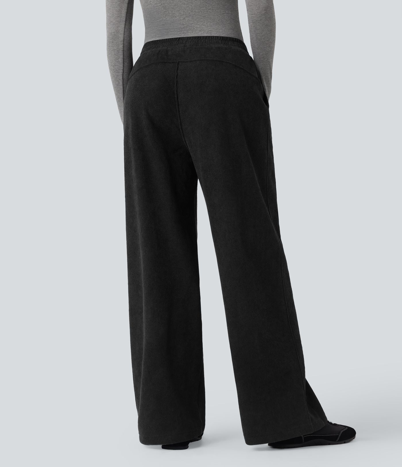 Hochsitzende, gerade geschnittene Fleece-Cord-Freizeithose mit Taschen