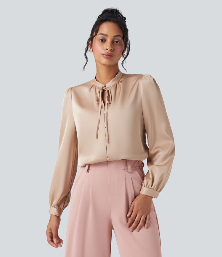 Arbeitshemd mit langen Ärmeln und Bindeband vorne