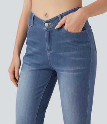 Halara Flex™ - Lässige Slim-Jeans mit hohem V-förmigem Bund und mehreren Taschen