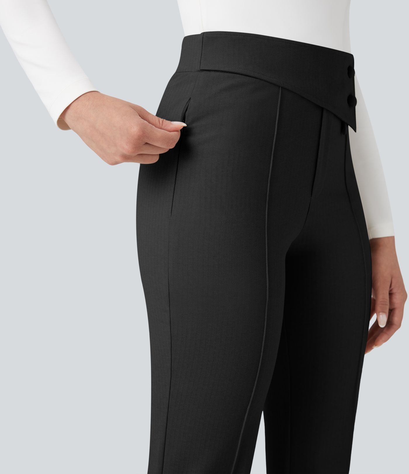 Pantalon de travail évasé Halara Flex™ à taille haute avec contrôle du ventre et poches, motif chevrons