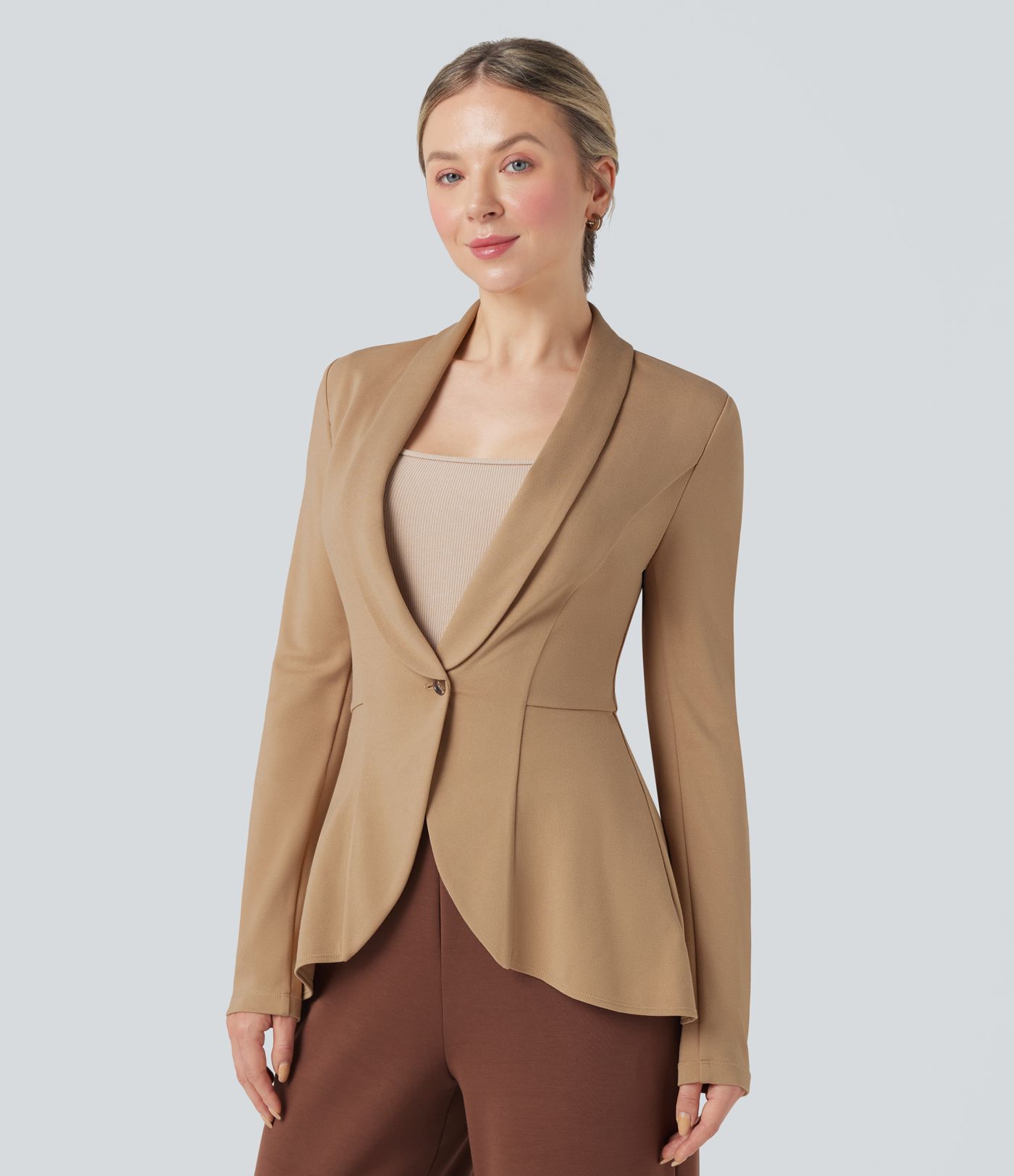 Halara Flex™ Õlakooliga Pikk Varrukas Volangiga Töömantel