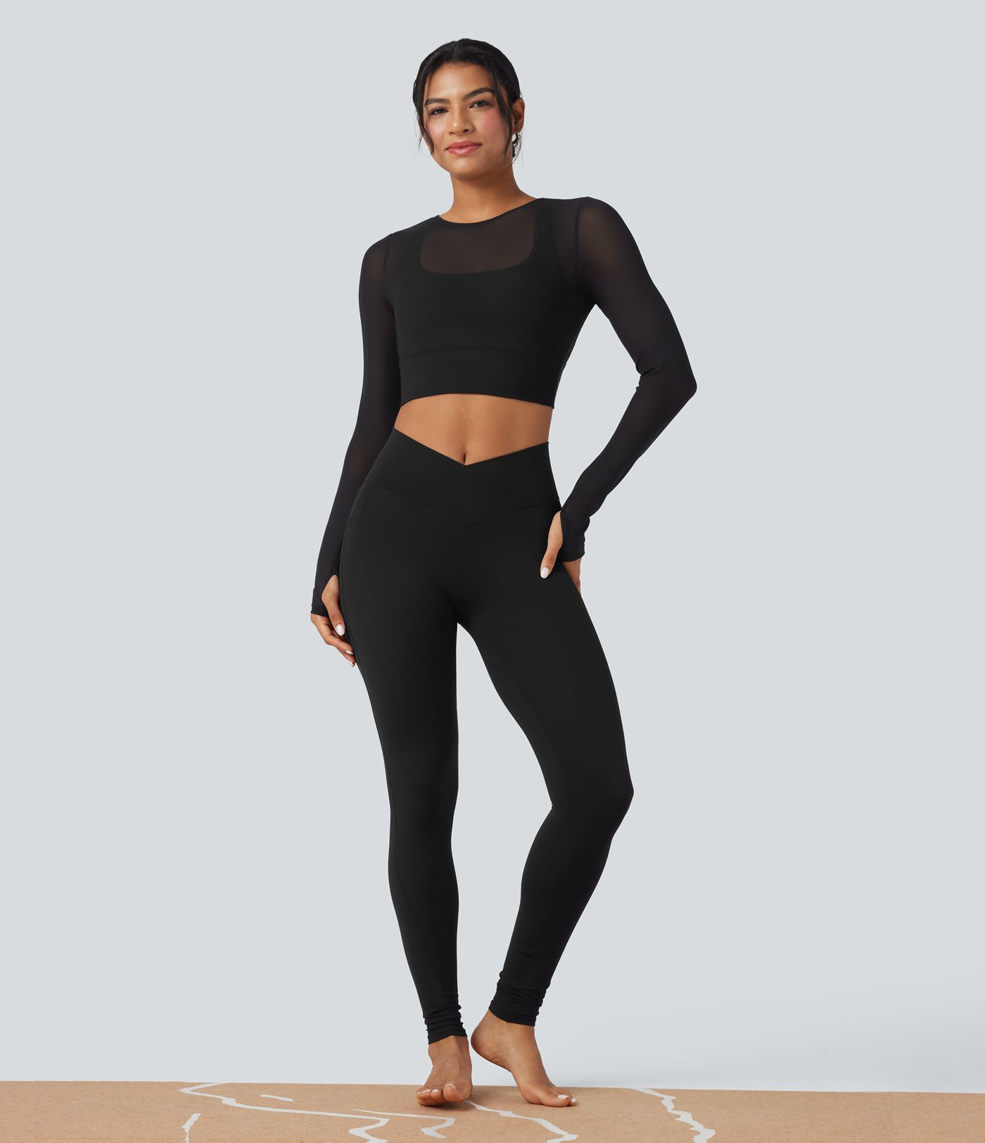 Contrast Mesh Long Sleeve Thumb Hole 2-in-1 Cropped Yoga Sports Top