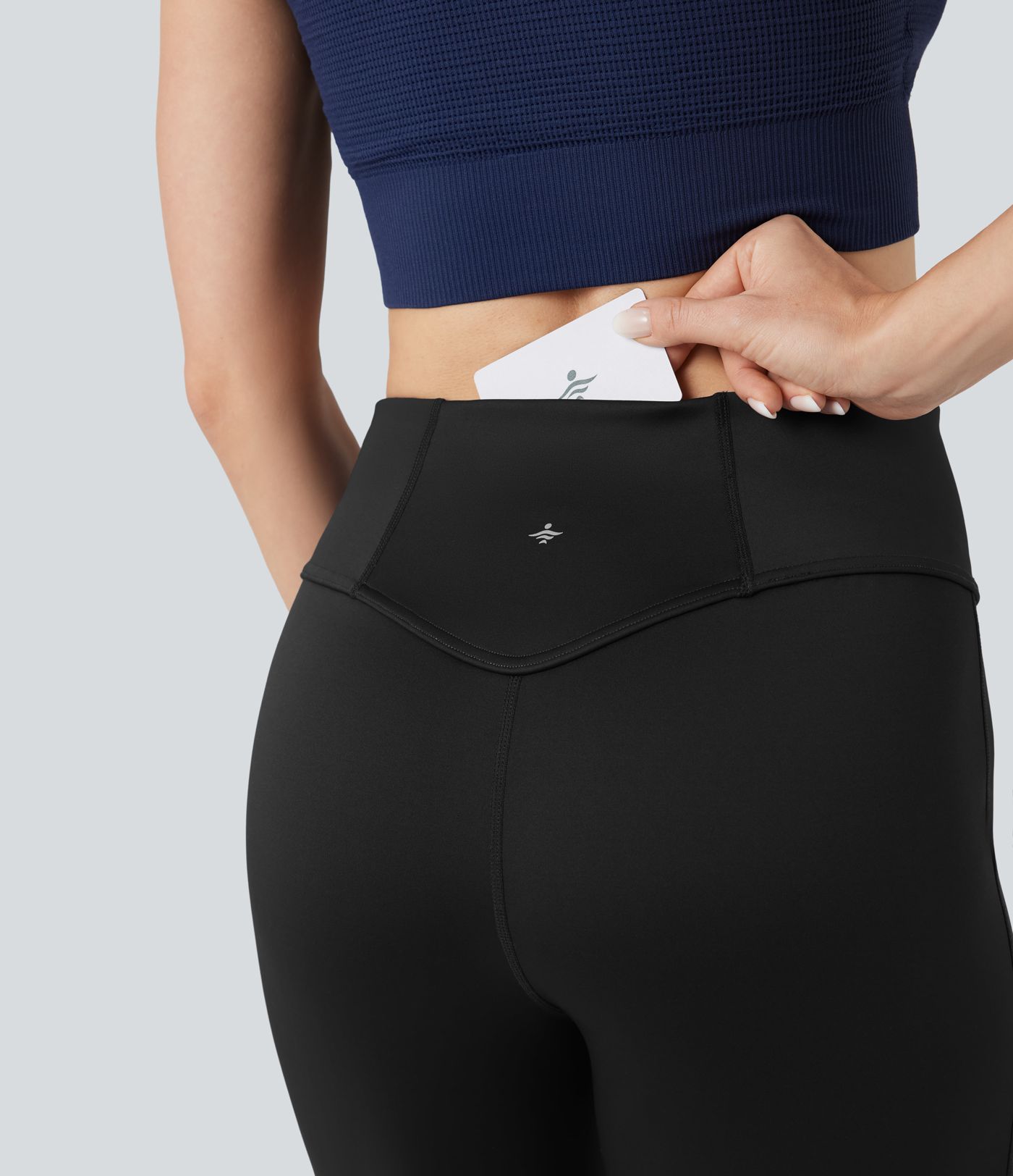 Pantalones de yoga acampanados de tiro alto con bolsillos