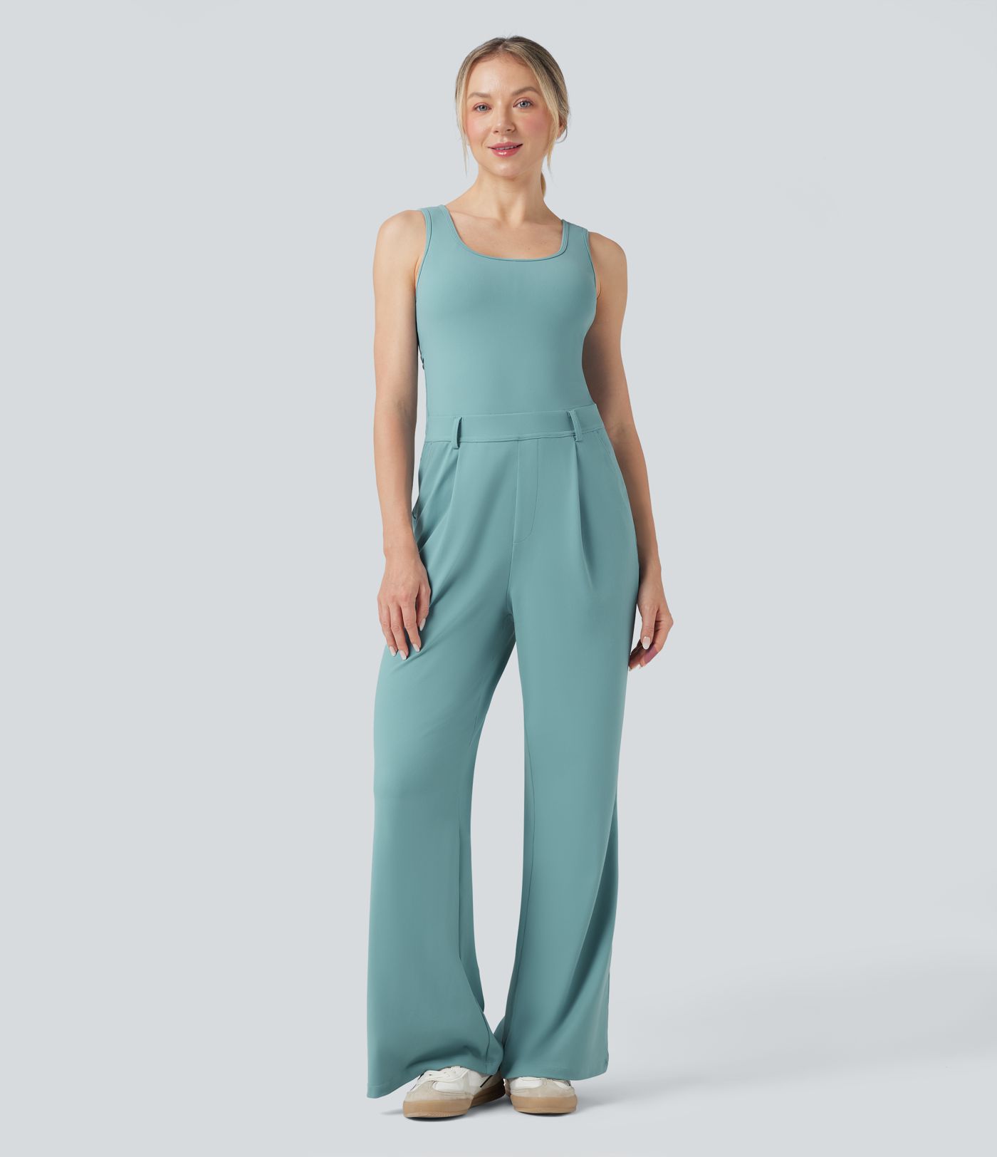 Legerer Crossover-Jumpsuit mit Taschen – Easy Peezy Edition