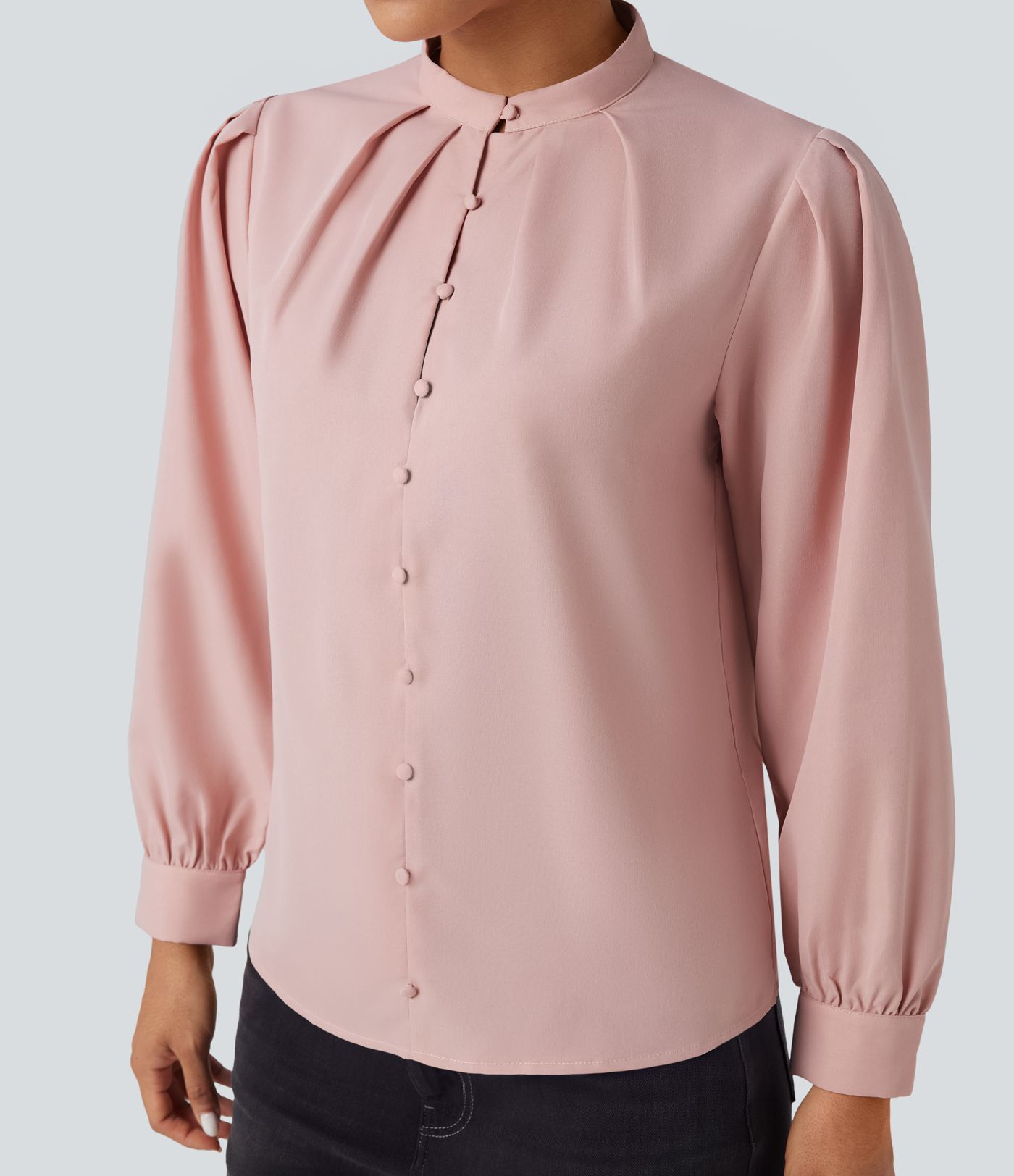 Freizeithemd mit Stehkragen und langen Ärmeln