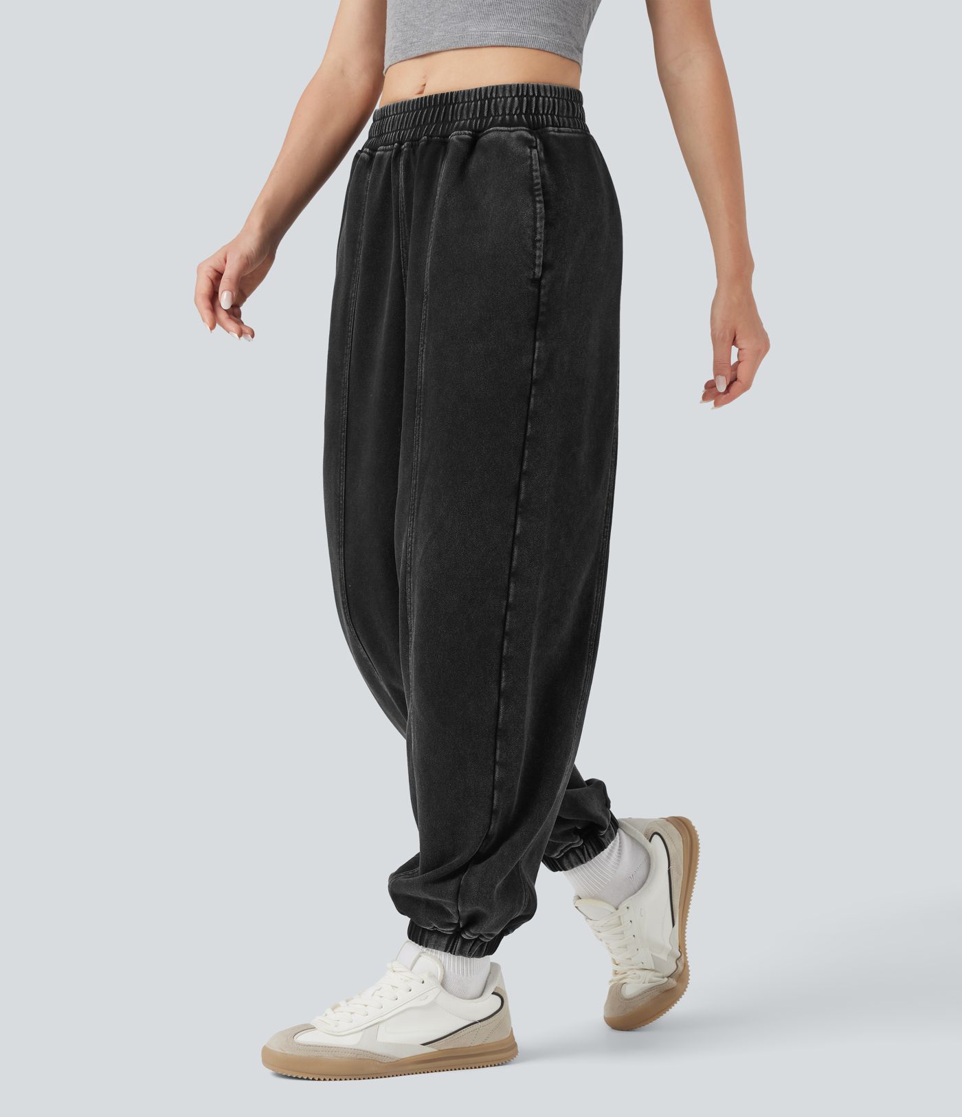 Mellemhøje, vaskede French Terry bomuldsjoggers i casual stil med lommer