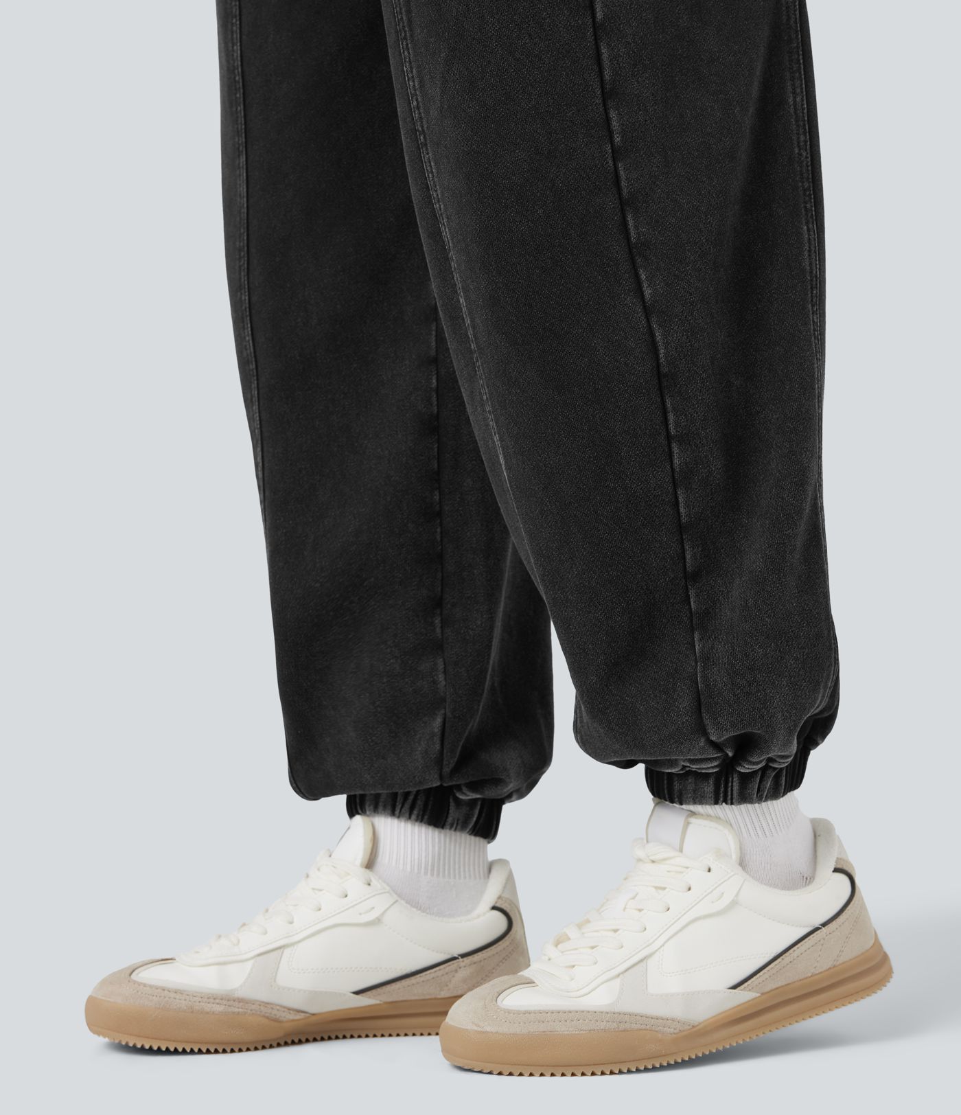 Mellemhøje, vaskede French Terry bomuldsjoggers i casual stil med lommer