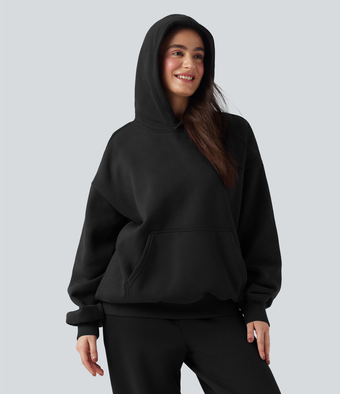 Sweat à capuche en coton molleton manches longues avec poches